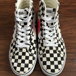Vans Checkerboard High-Top Sneakers. Women’s size 9 NWT